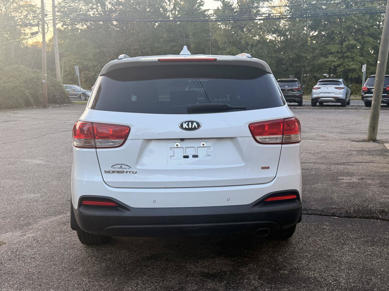 Used 2017 Kia Sorento AWD w/ LX Convenience Package image 6