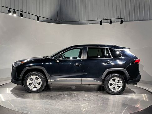 Used 2019 Toyota RAV4 XLE image 15