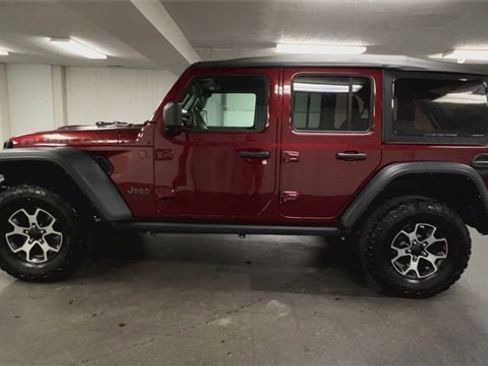 Used 2022 Jeep Wrangler Unlimited Rubicon w/ Cold Weather Group image 5