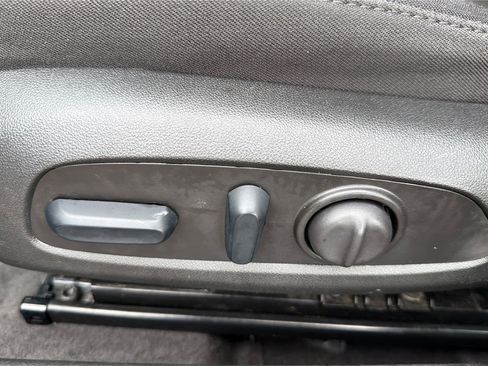 Used 2024 Chevrolet Malibu LT FWD image 19