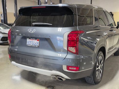 Used 2022 Hyundai Palisade SEL w/ Cargo Package image 11