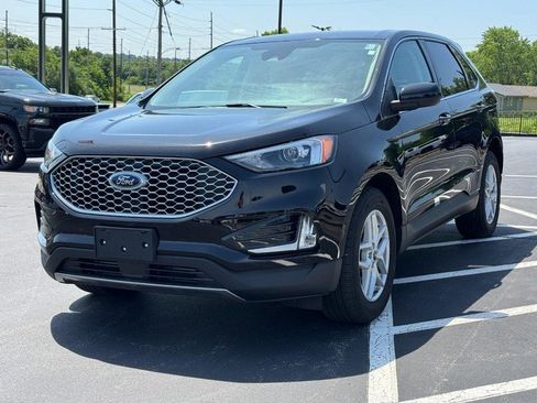 Used 2024 Ford Edge SEL w/ Convenience Package AWD/4WD image 8