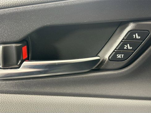 Certified 2024 Toyota Prius Limited image 29