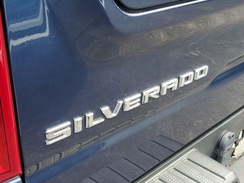 Used 2022 Chevrolet Silverado 1500 LT Trail Boss AWD/4WD image 6