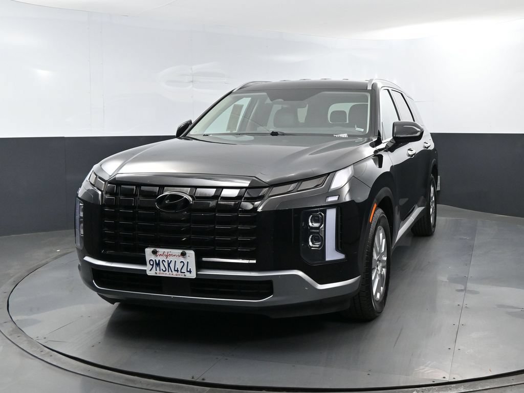 Used 2024 Hyundai Palisade SEL FWD image 2