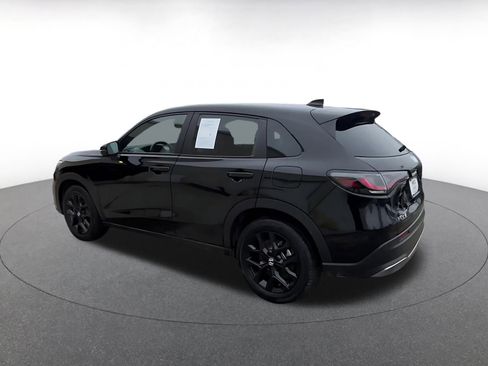 Used 2025 Honda HR-V Sport image 10