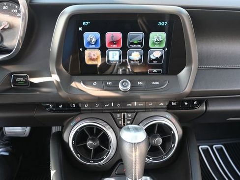 Used 2016 Chevrolet Camaro SS image 19