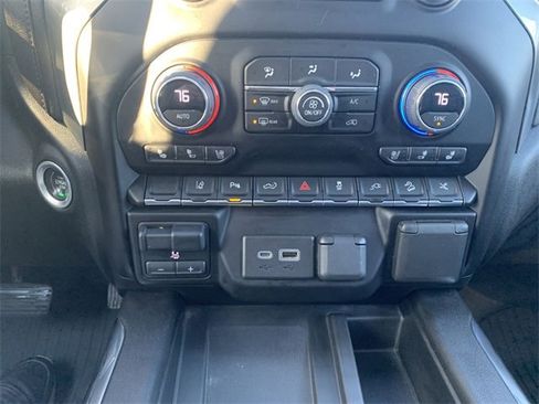 Used 2023 Chevrolet Silverado 2500 LTZ w/ LTZ Premium Package image 18