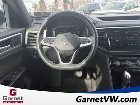Used 2023 Volkswagen Atlas Cross Sport SE w/ Panoramic Sunroof Package image 14