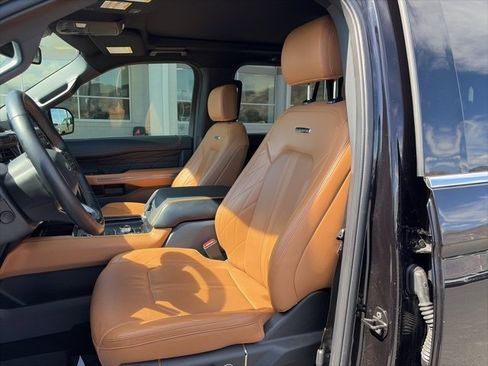 Used 2024 Ford Expedition Max Platinum image 15