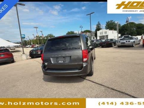 Used 2016 Dodge Grand Caravan SE w/ Quick Order Package 29E SE FWD image 7