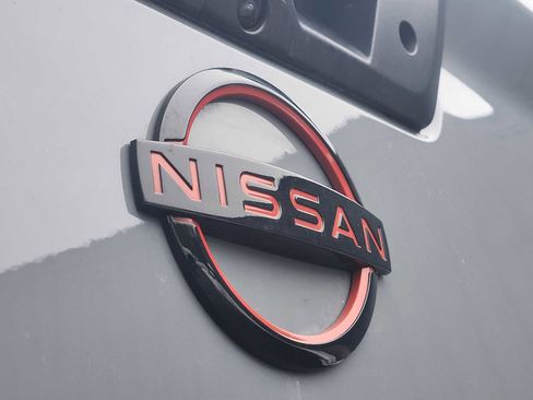 Used 2023 Nissan Frontier PRO-4X w/ Pro Convenience Package image 29