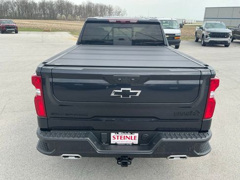 Used 2024 Chevrolet Silverado 1500 High Country AWD/4WD image 5