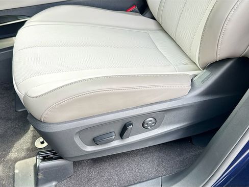 New 2027 INFINITI QX60 Luxe w/ Cargo Package FWD image 20