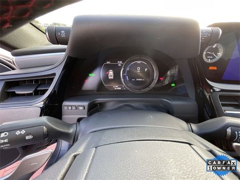 Used 2023 Lexus ES 300h F Sport image 22