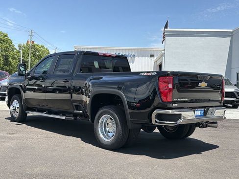 New 2026 Chevrolet Silverado 3500 LT w/ All Star Edition AWD/4WD image 18