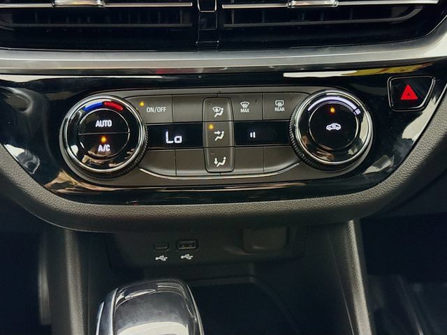 Used 2024 Buick Envista Sport Touring FWD image 16