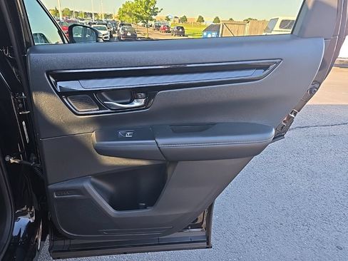 Used 2023 Honda CR-V EX-L image 36