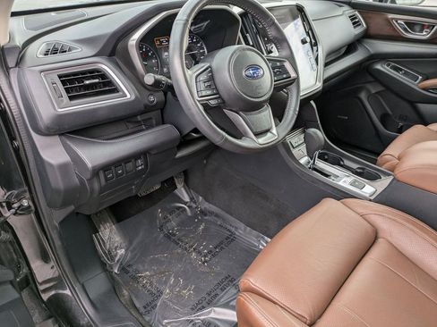 Used 2024 Subaru Ascent Touring w/ Popular Package #2 image 12