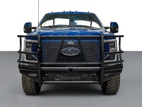 Used 2022 Ford F350 Platinum w/ FX4 Off-Road Package AWD/4WD image 3