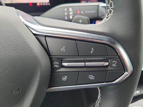 New 2026 Chevrolet Traverse Z71 w/ Enhanced Driving Package AWD/4WD image 6