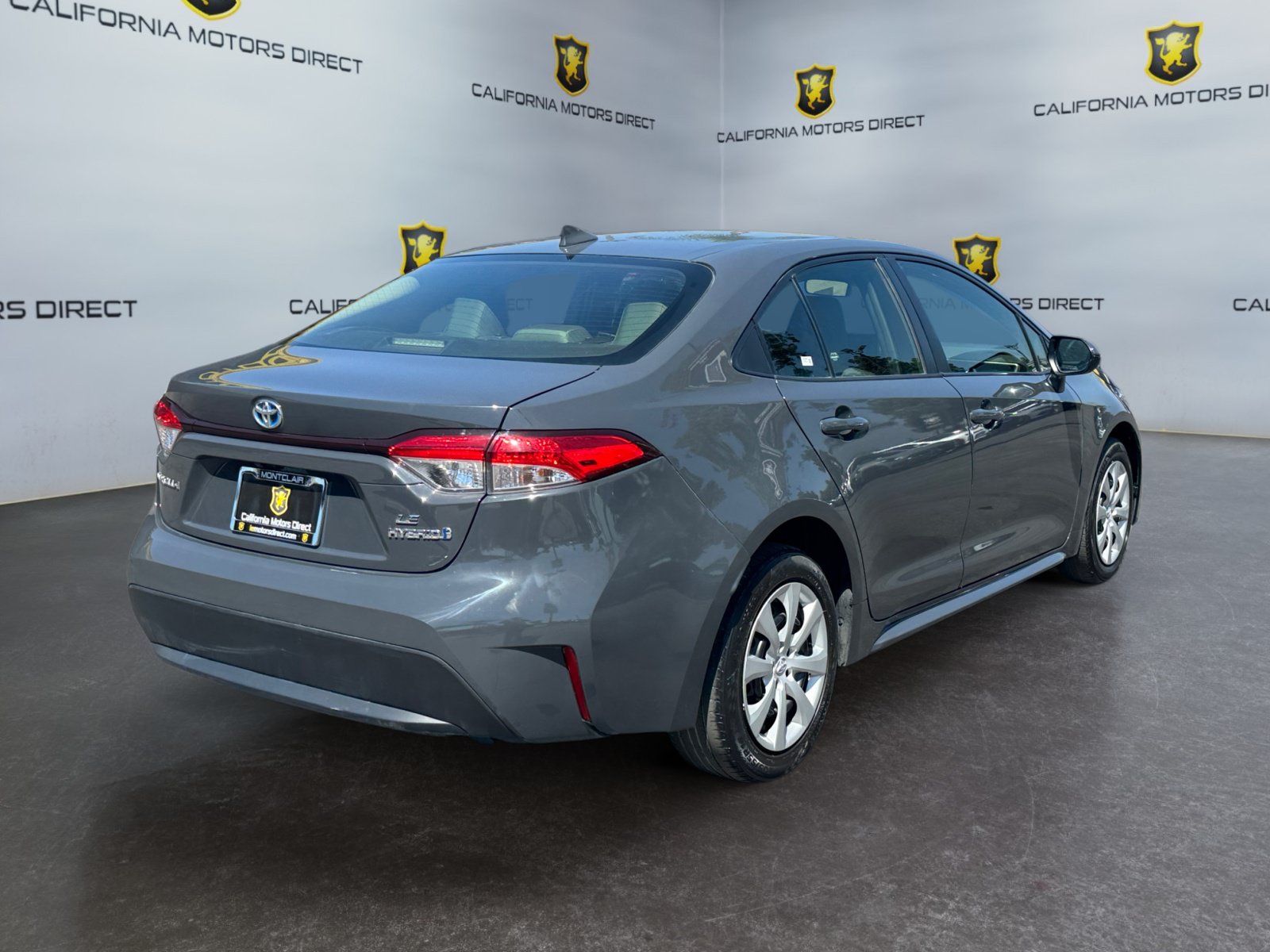 Used 2024 Toyota Corolla LE FWD image 5