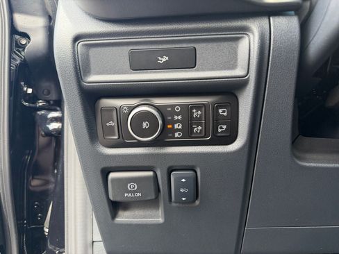 Used 2026 Ford F150 Lariat w/ Equipment Group 502A High AWD/4WD image 19