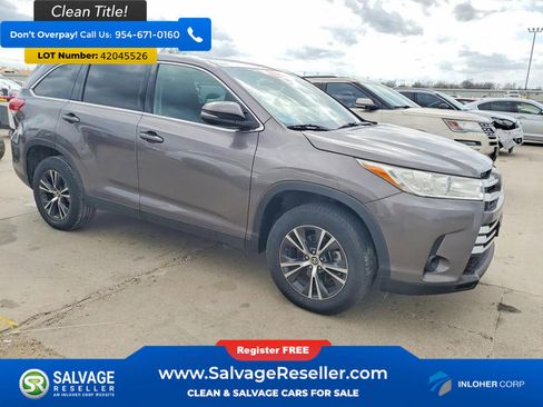 Used 2019 Toyota Highlander LE image 5