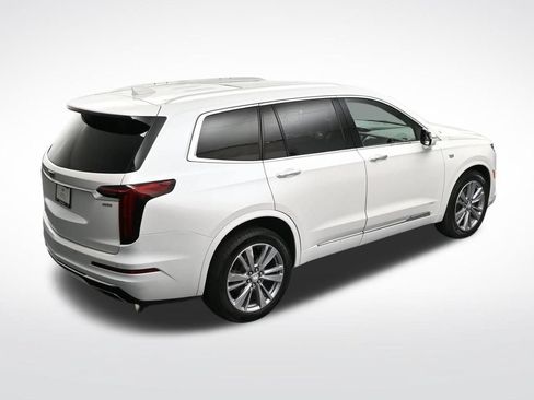 Certified 2024 Cadillac XT6 Premium Luxury AWD/4WD image 21