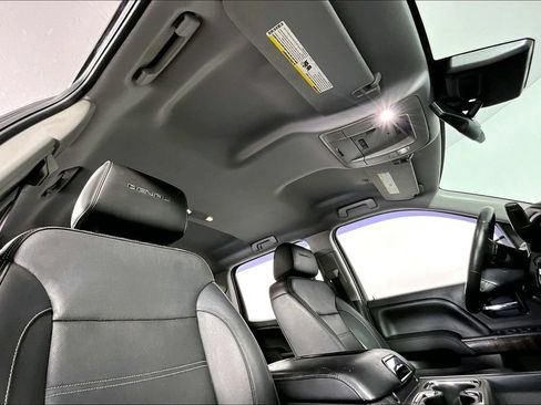Used 2016 GMC Sierra 1500 Denali w/ Enhanced Driver Alert Package AWD/4WD image 22