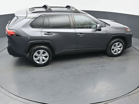 Certified 2021 Toyota RAV4 LE AWD/4WD image 41