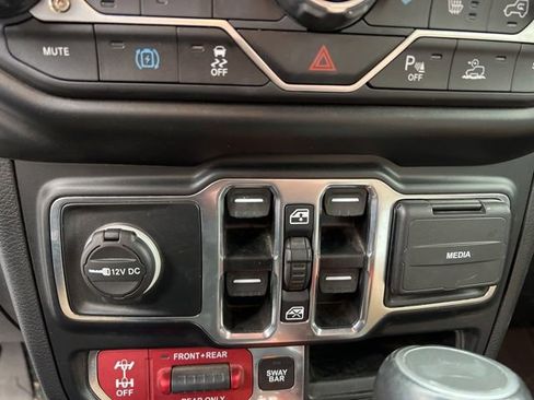 Used 2022 Jeep Wrangler Unlimited Rubicon 4xe w/ Cold Weather Group image 24