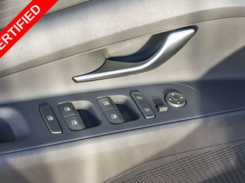 Certified 2024 Hyundai Elantra SEL FWD image 23