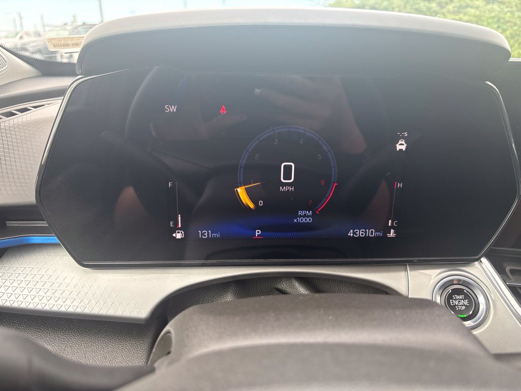 Used 2025 Chevrolet Trax LT FWD image 15