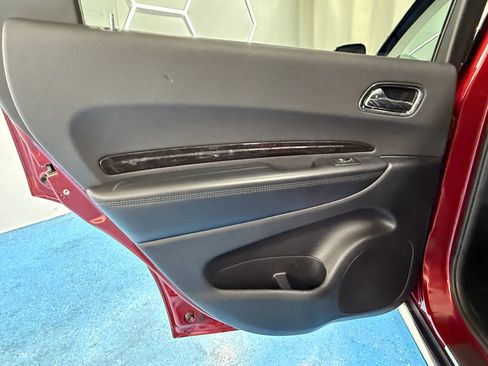 Used 2015 Dodge Durango Limited w/ Mopar Chrome Appearance Group image 30
