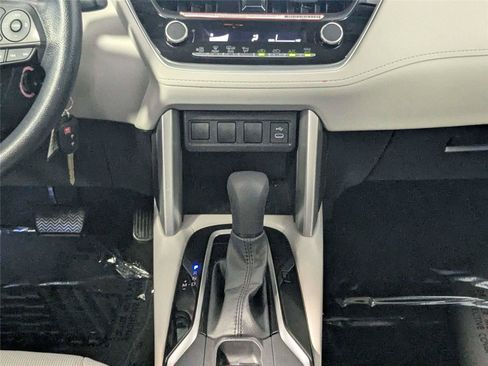 Certified 2023 Toyota Corolla Cross L FWD image 39