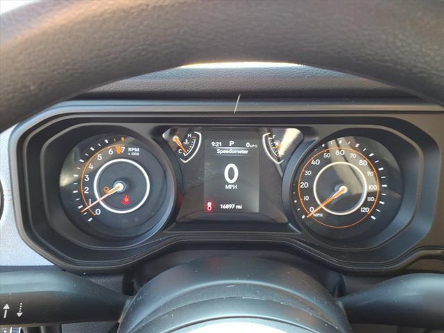 Used 2025 Jeep Gladiator Sport AWD/4WD image 17