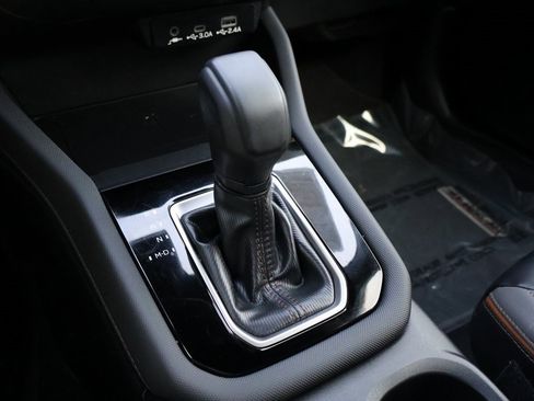 Used 2025 Subaru Forester Sport image 39