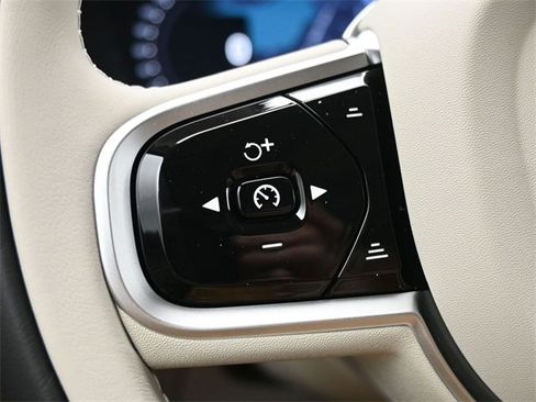 New 2026 Volvo XC90 T8 Ultra image 26