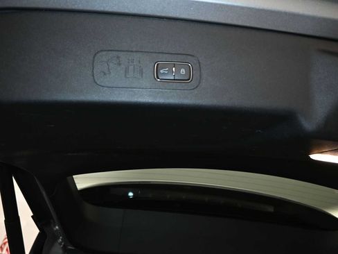 Used 2023 Lincoln Aviator AWD w/ Premium Package image 29