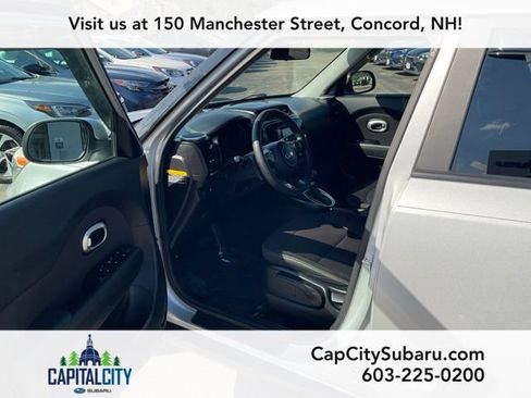 Used 2016 Kia Soul FWD image 12