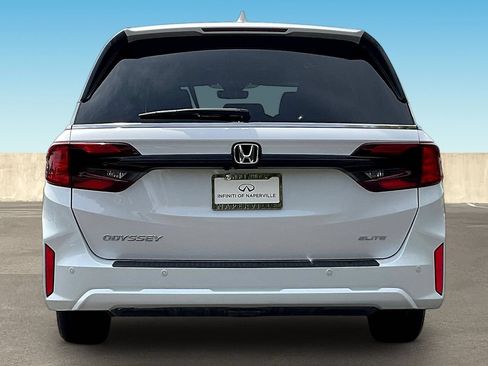 Used 2026 Honda Odyssey Elite image 6