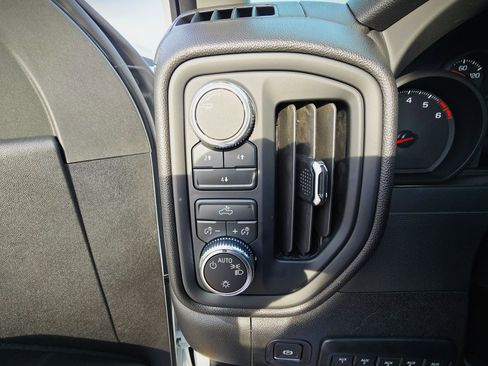 New 2026 GMC Sierra 2500 Pro w/ Convenience Package image 23