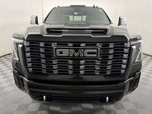 New 2026 GMC Sierra 2500 Denali Ultimate AWD/4WD image 2