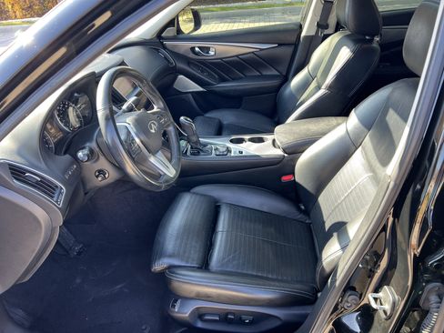 Used 2018 INFINITI Q50 Sport w/ Sensory Package (Sport) image 16