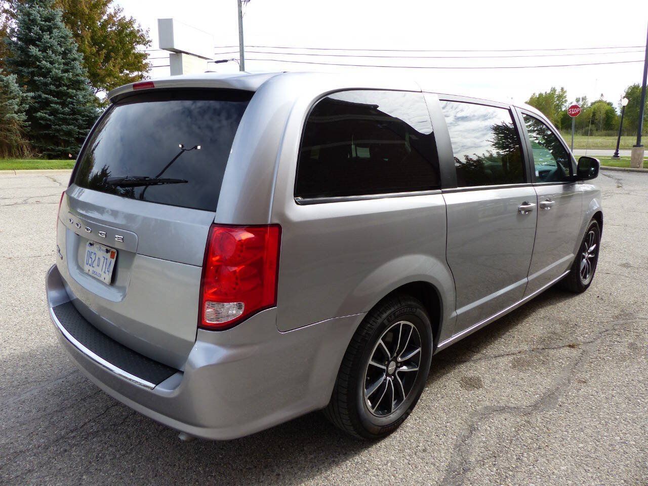 Used 2019 Dodge Grand Caravan GT FWD image 11