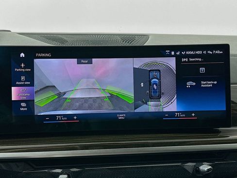 Certified 2023 BMW X7 xDrive40i w/ Executive Package image 14