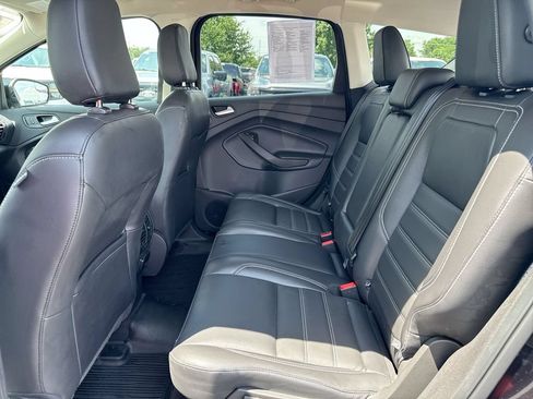 Used 2019 Ford Escape Titanium AWD/4WD image 23