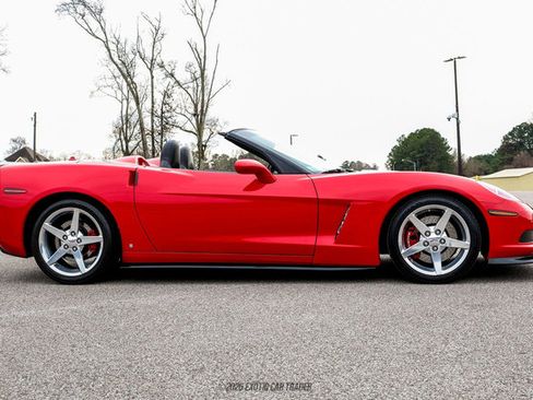 Used 2005 Chevrolet Corvette Convertible w/ Preferred Equipment Group image 9