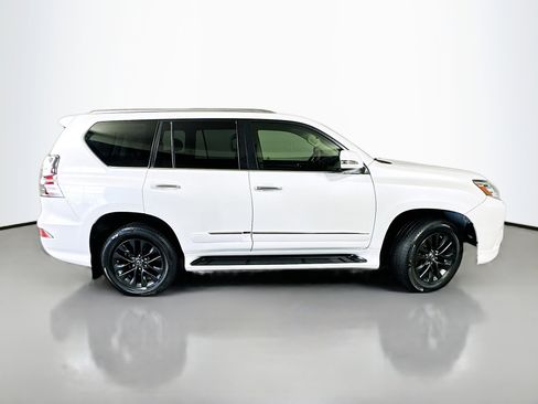 Used 2018 Lexus GX 460 Premium w/ Premium Package image 8